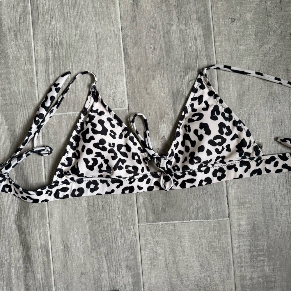 Francesca's Collections Black and White Leopard Bikini Top